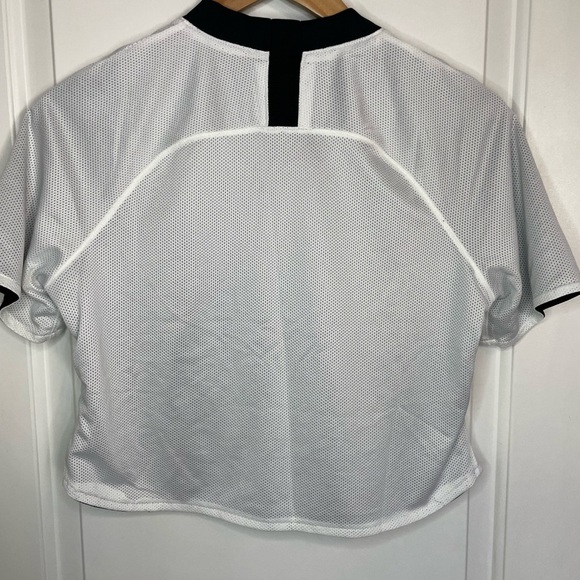 Nike F.C. Women's Crop Jersey Size Small Reversible - Picture 9 of 11